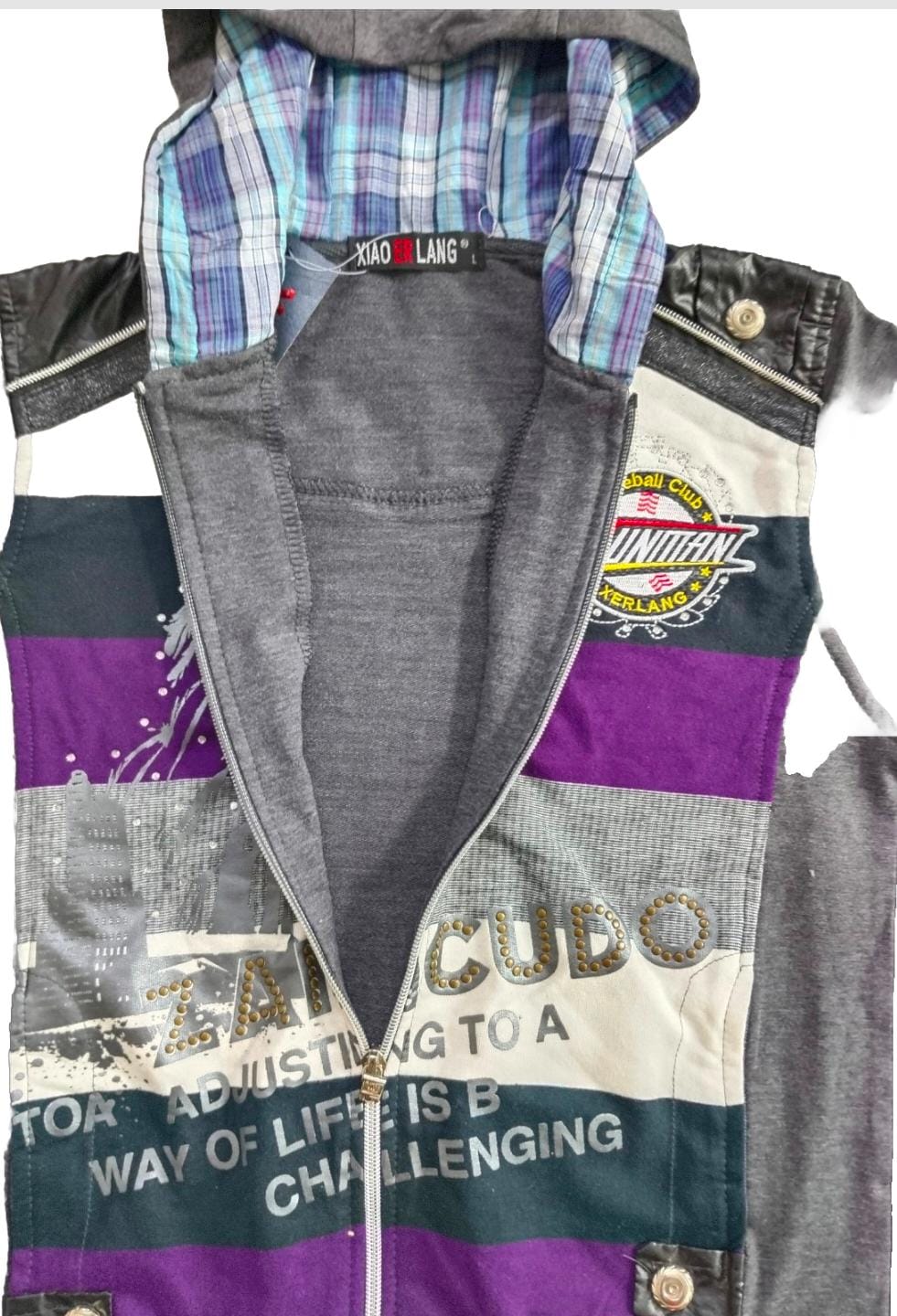 Stylish and comfortable full-sleeve hooded jacket for boys aged 10–12 years